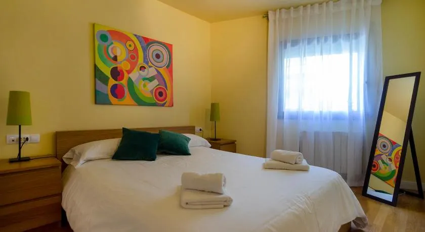 Devesa Park Apartment with Private Parking - Image 1