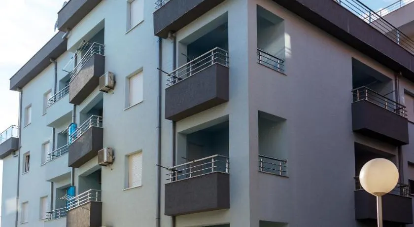 Apartmani Barović Bečići - Image 1