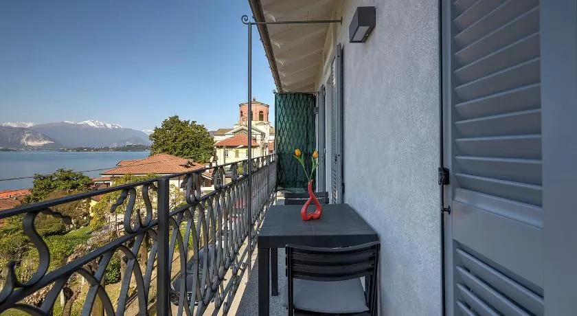 appartamenti i fiori del lago - Image 1