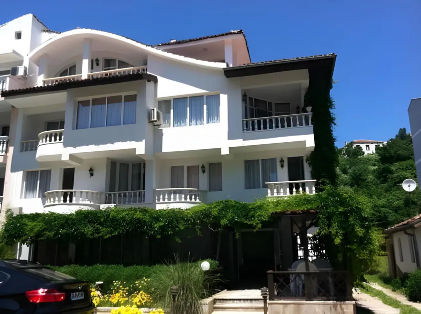 Victoria Family Hotel - Image 1