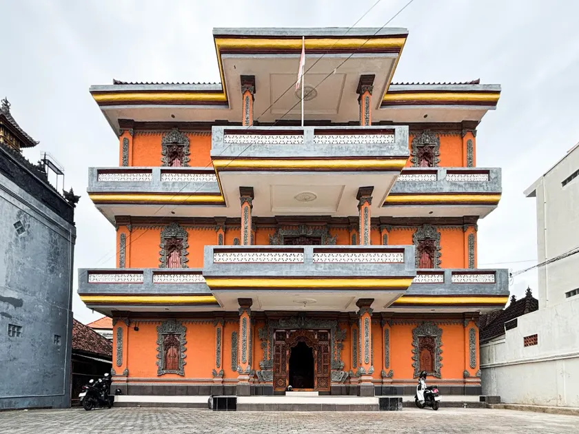 Urbanview Noja Guest House near Living World Denpasar - Image 1