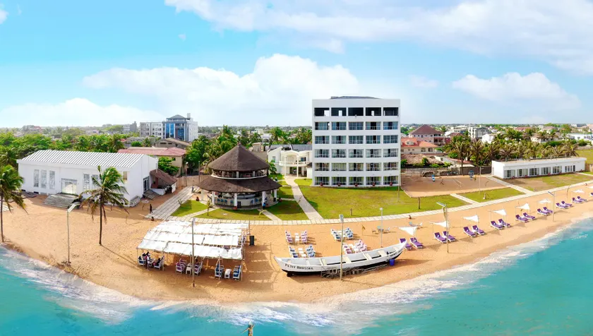 Hotel Petit Brussel Resort - Image 1
