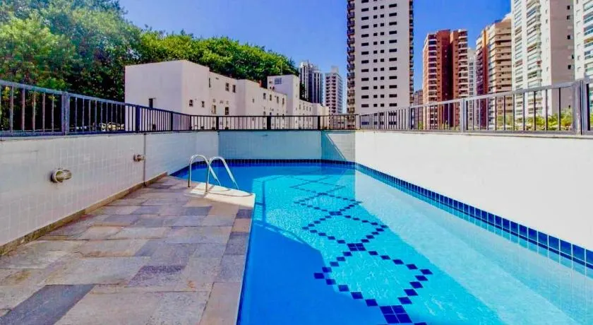 Apto com PISCINA 2 quadras da praia - Image 1