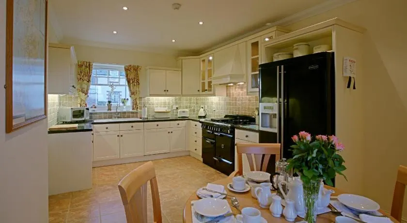 Loaninghead Holidays - Image 1