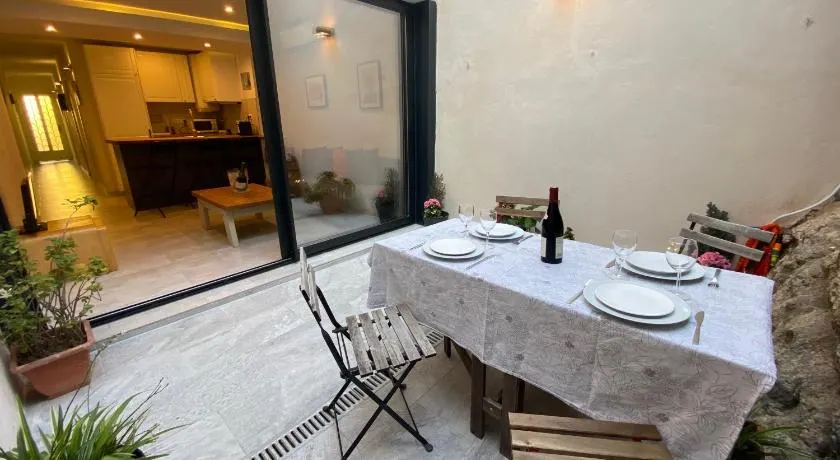 Beautiful apartment 5 minutes walk to the beach - Image 1