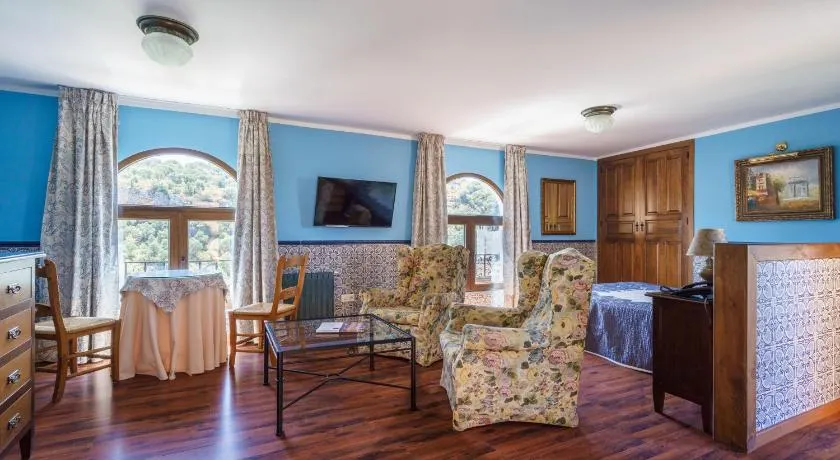Hotel Rural Albamanjon - Image 1