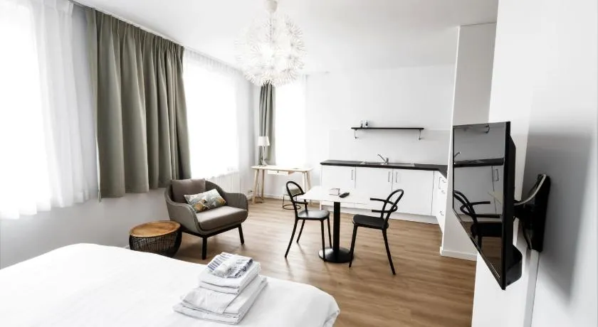 FLATS aparthotel - Image 1