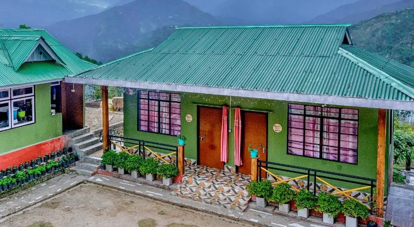 3 Sisters' Homestay - Image 1