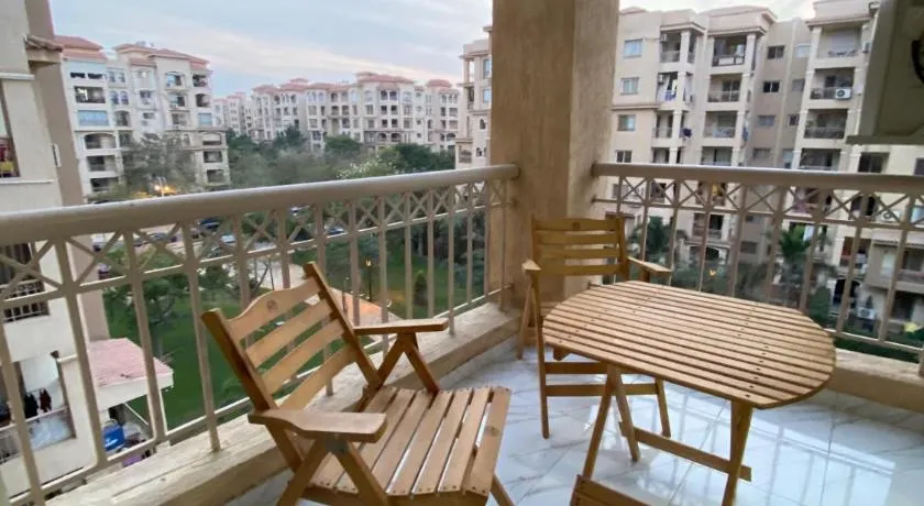 Central Park hotel apartment - Image 1