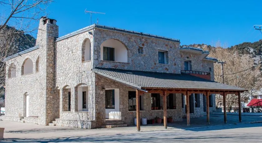 Hotel Gigilos Omalos - Image 1