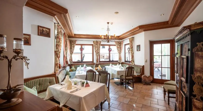 Hotel Walchseer Hof - Image 1