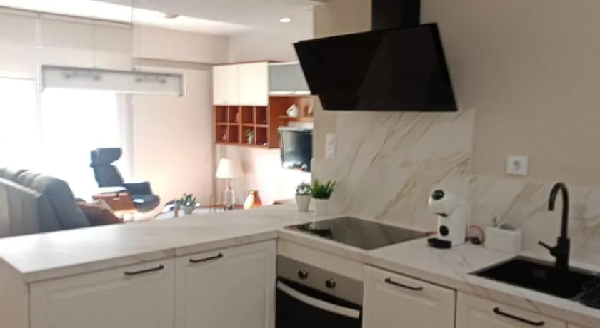Vivienda en el centro de Alhama de Almería - Image 1