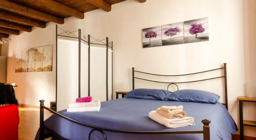 La Morra Flats - Image 1