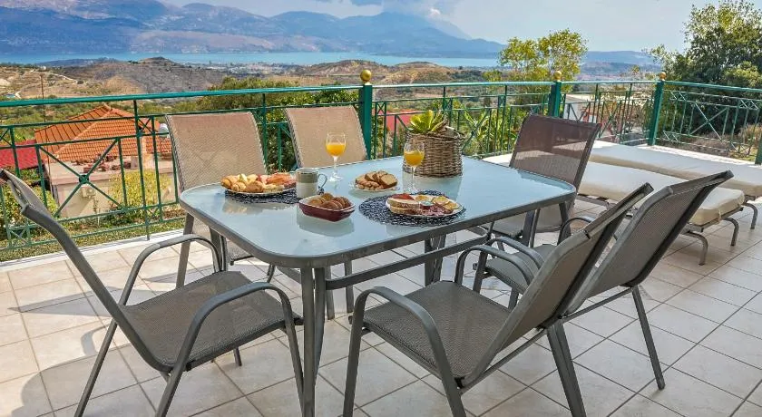 Villa Theano - Family House in Lixouri, Kefalonia - Image 1