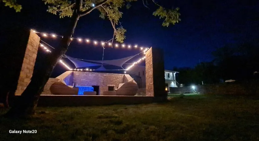 HIŠA KAPIŠ with HOT TUBE - Image 1