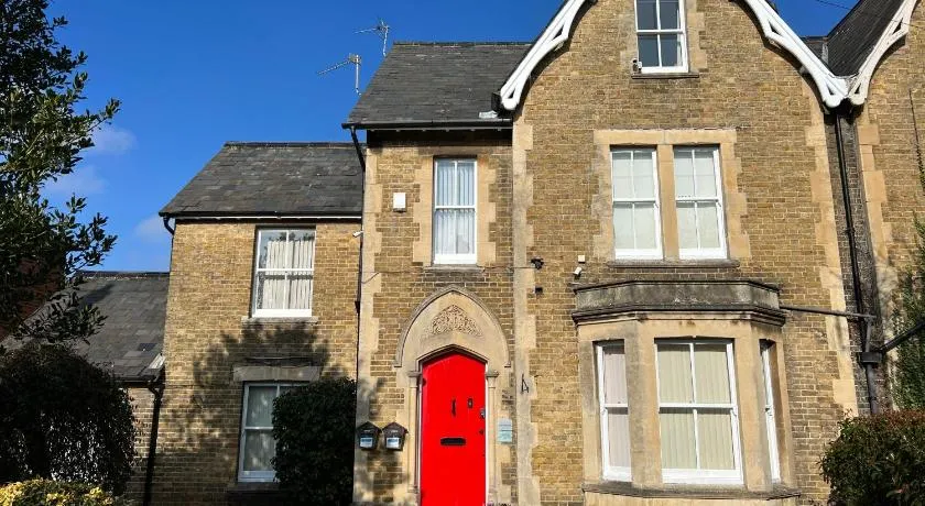 The Snicket Apartment - Image 1