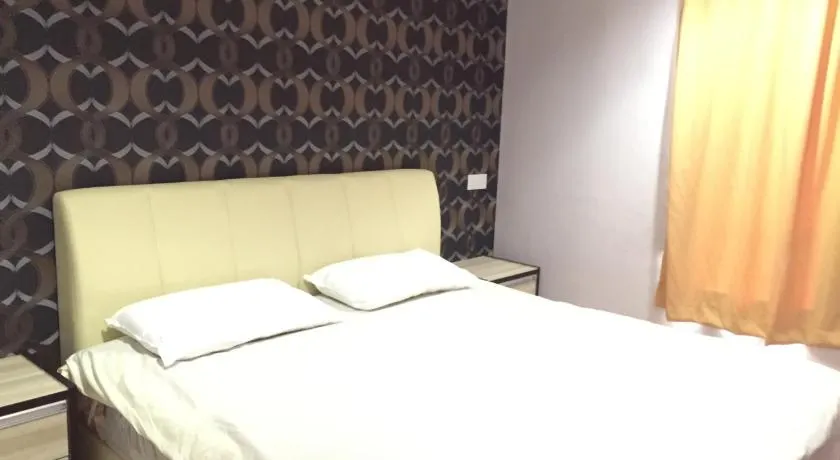 Tas Sakura Budget Hotel - Image 1