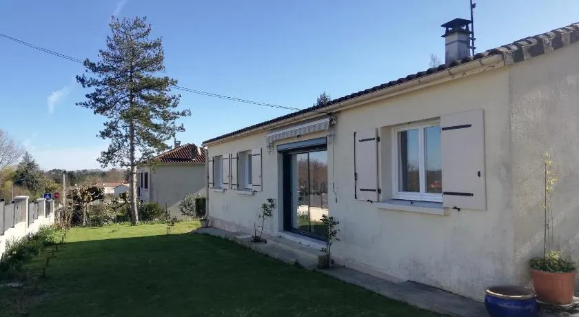 La Petite Source - Image 1