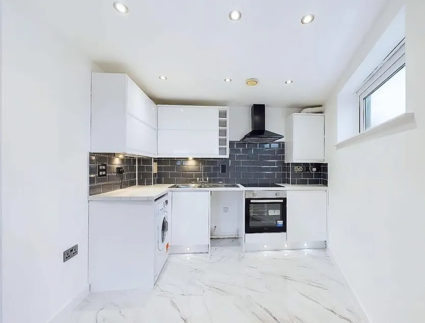 Supremely Posh 2 bed room flat in Dartford Parking, Balcony - Image 1