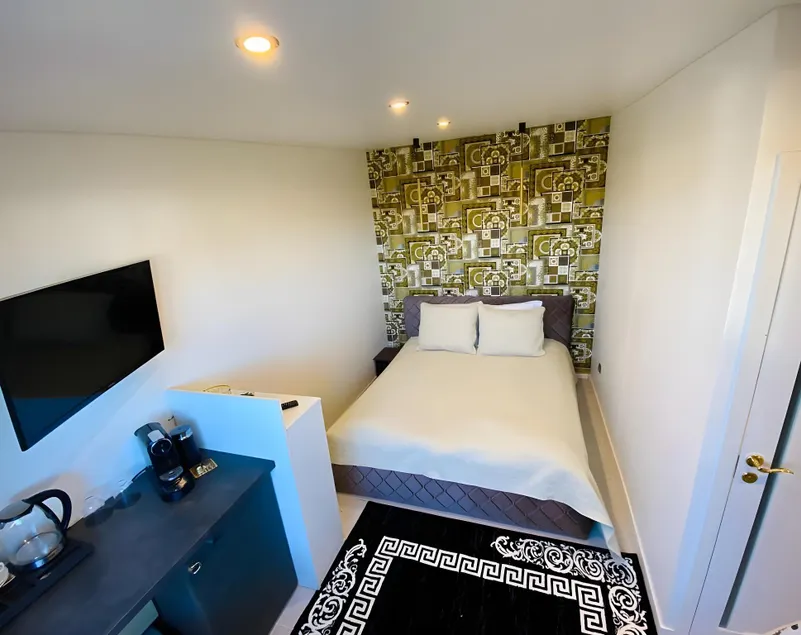 MMA Apartament with Sauna & Private Yard - Image 1