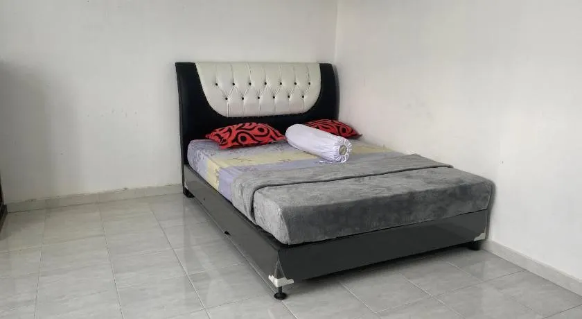 Homestay dr Zubir - Image 1