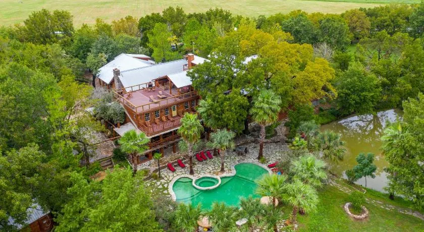 Moon River Ranch - Image 1