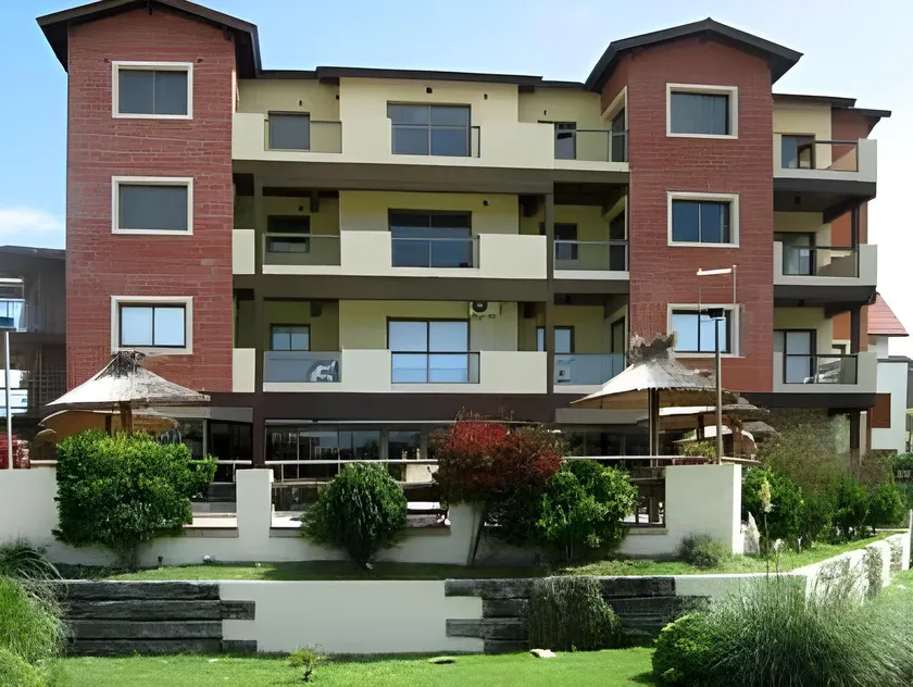 Alpemar Apart Hotel - Image 1