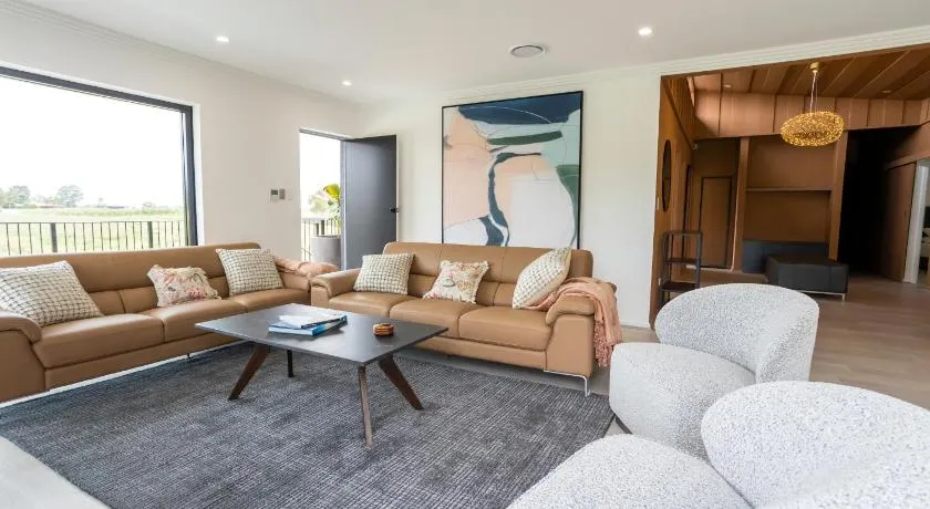 The Otium at Caversham House - Image 1