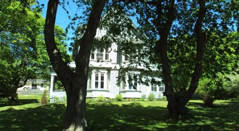 The Library Inn - Image 1