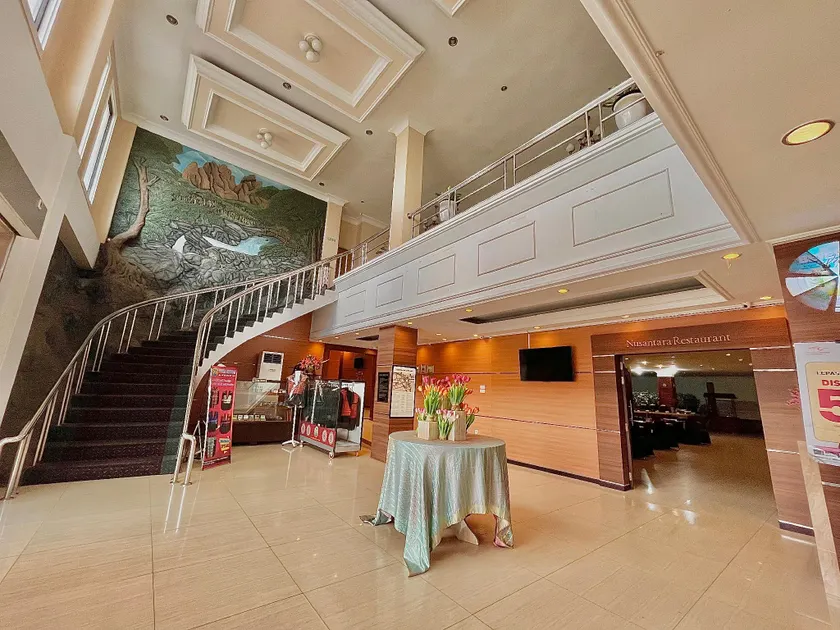 Garuda Hotel Pontianak - Image 1