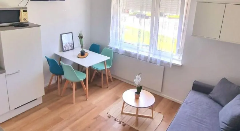 Apartment Familienfreundliche Wohnung im schonen Reisenberg by Interhome - Image 1