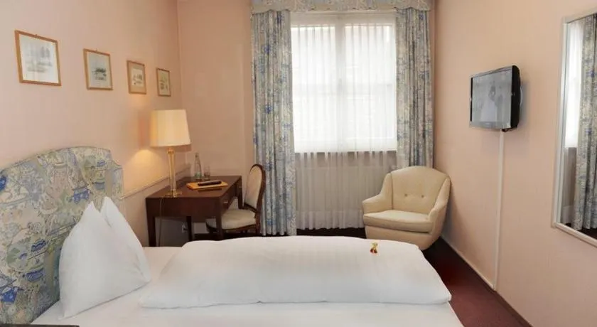 Hotel Krone Wangen an der Aare - Image 1
