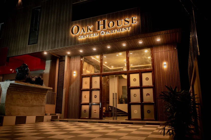 Oak House - Image 1