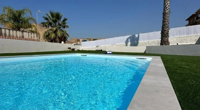 Villa Lina  - Image 1