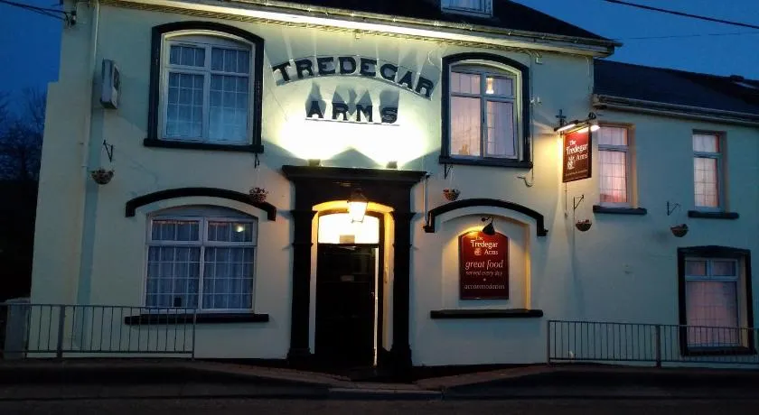 Tredegar Arms Budget Guesthouse For Walkers/Cyclists/Contractors/Traveler - Image 1