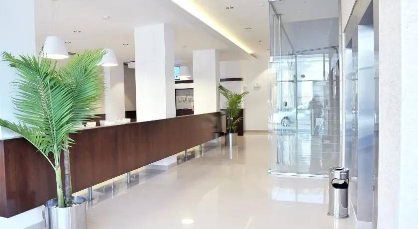 Luxor Hotel & Spa - Image 1