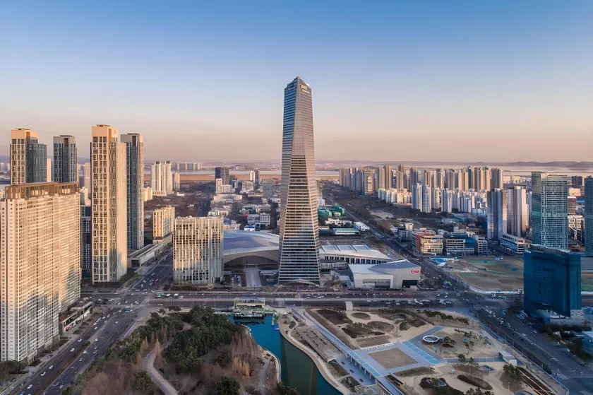 Oakwood Premier Incheon - Image 1