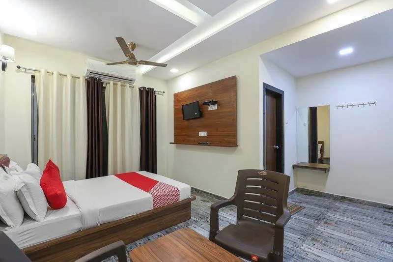OYO 65742 Hotel Hill Villa - Image 1