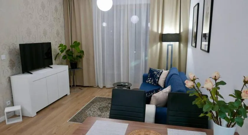 Oś Królewska - Modern Apartment in Wilanów - Image 1
