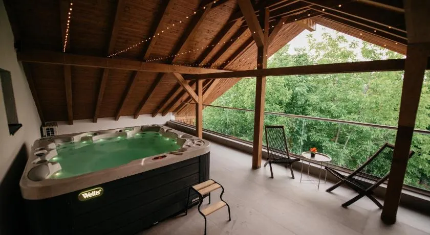 Nuez Residence - Image 1