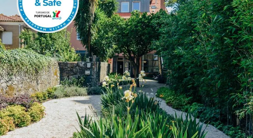 Queen's Garden Hostel - Image 1