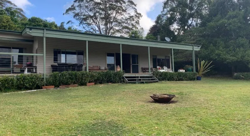 Grandma's Farm Cottage - Image 1