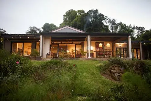 Phuzamoya - Little Retreat - Image 1