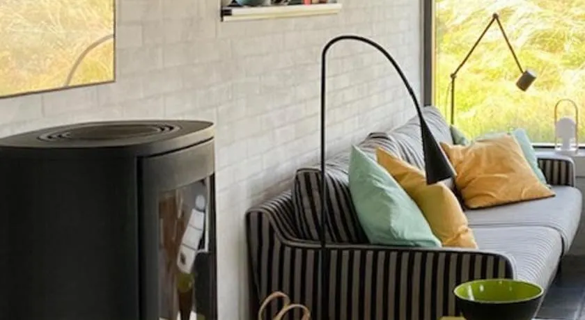 Charmante maison de vacances conviviale et familiale avec terrasse, jardin et barbecue | Adaptée au travail à distance | Avec animaux admis - Image 1