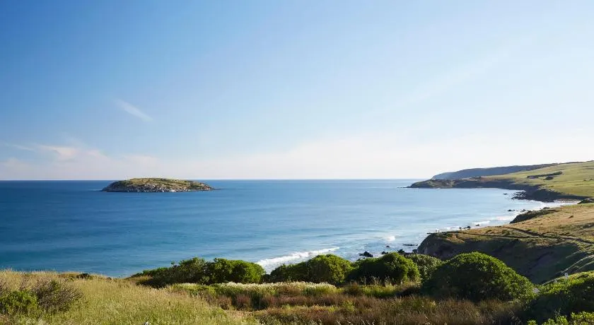 NRMA Victor Harbor Beachfront Holiday Park - Image 1