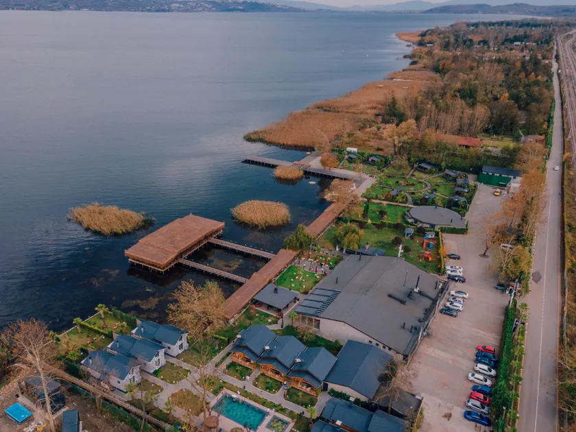 Gölevi Resort Sapanca - Image 1