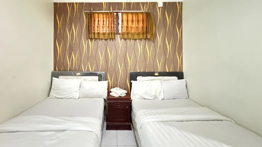 Hotel Nirwana Sarangan - Image 1