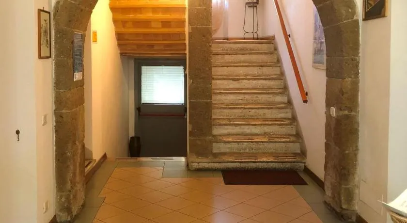 Residenza Pitigliano Gens Petilia - Trek & Bike - Image 1