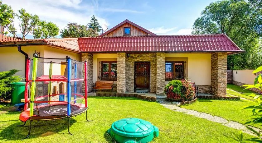 Apartmanovy dom Cottage - Image 1