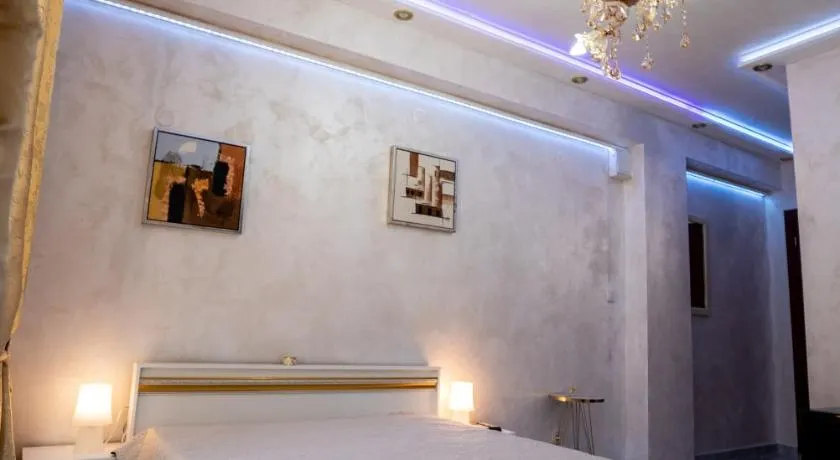 AR Luxury Apartments Ravda - Image 1